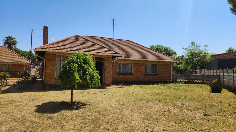 3 Bedroom Property for Sale in Stilfontein Ext 4 North West